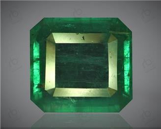 Natural Emerald / Panna Certified  4.31 Cts. ( 89407 )